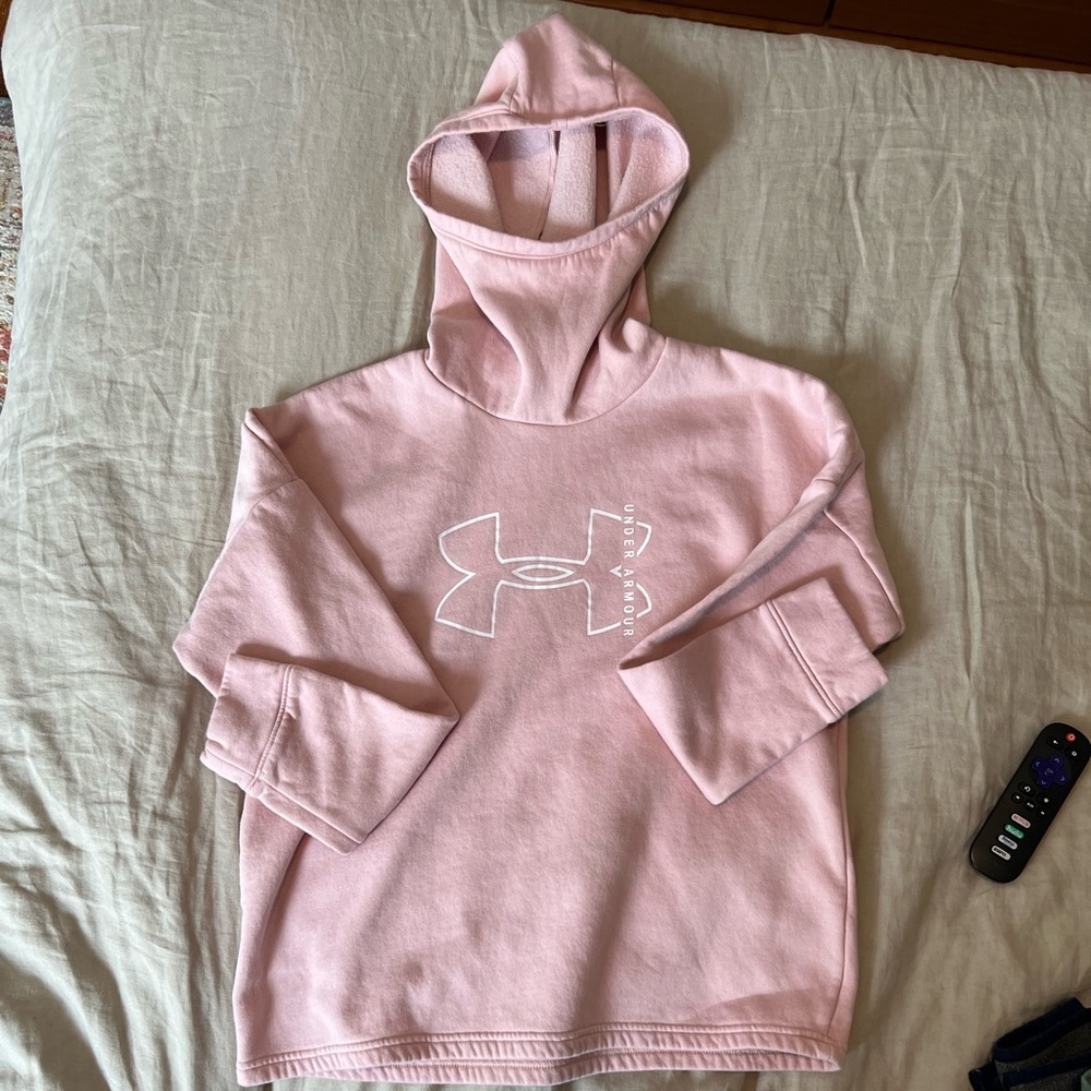 UNDER ARMOUR HOODIE!
